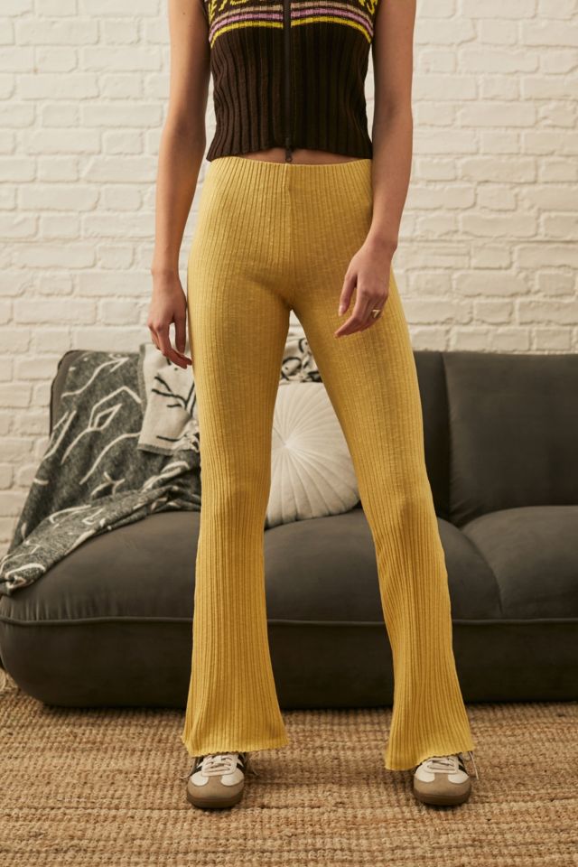 Urban outfitters 2025 yellow pants