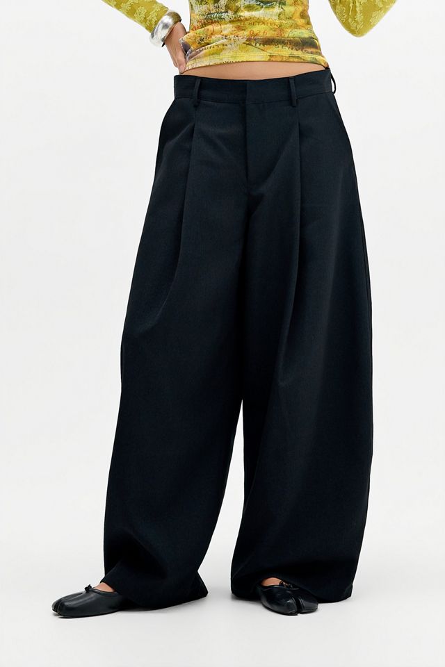 UO Noa Cocoon Pleated Trousers #1