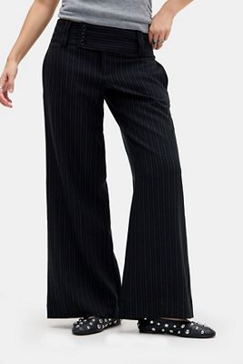 UO Charlie Low Rise Flared Trousers