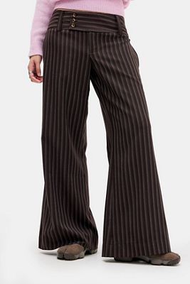 UO Charlie Low Rise Flared Trousers