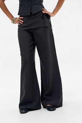 UO Seitlich Gebundene Rock Hose