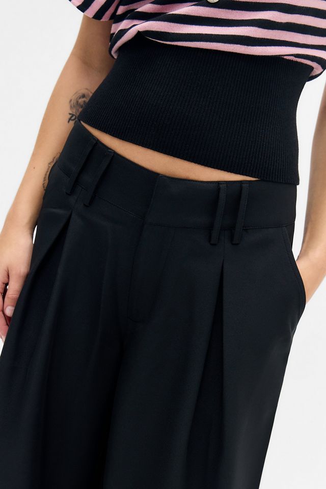 UO Ama Cropped Shorts #2