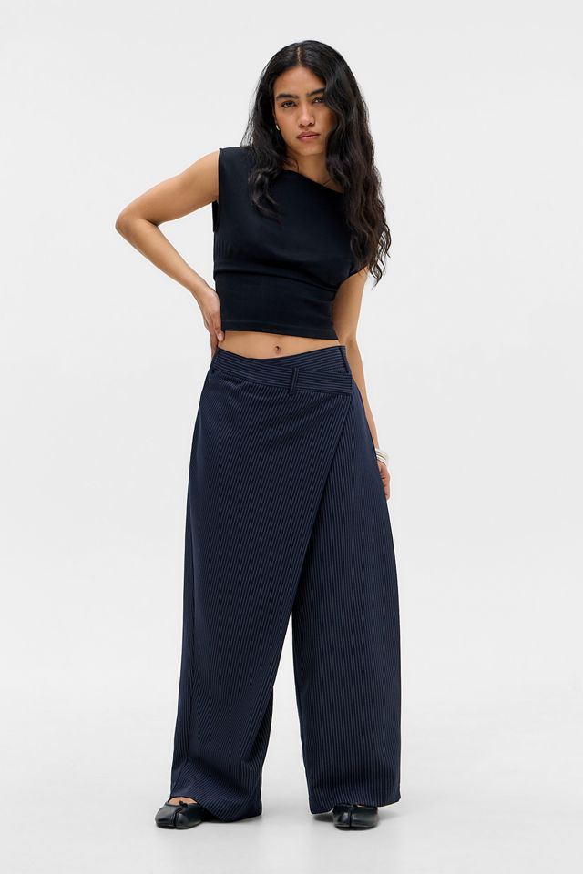 Pantaloni Sartoriali UO Danni con Fronte Avvolgente #1