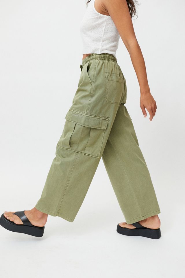 UO Green Alexis Coulisse Pantaloni Cargo #1