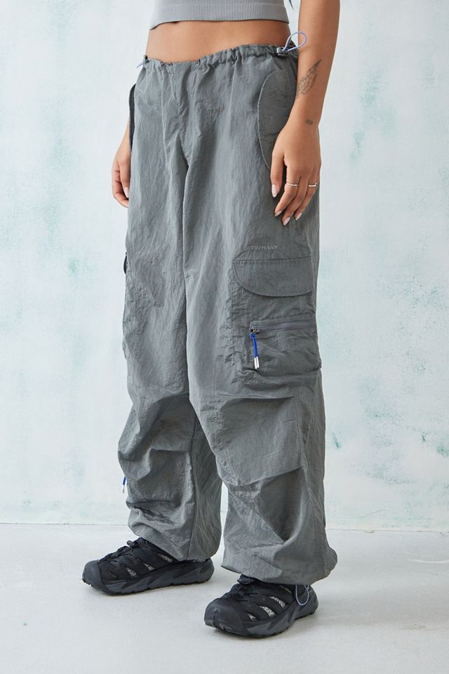 iets frans... Pantalones tecnológicos holgados de bolsillo de carbón brillante