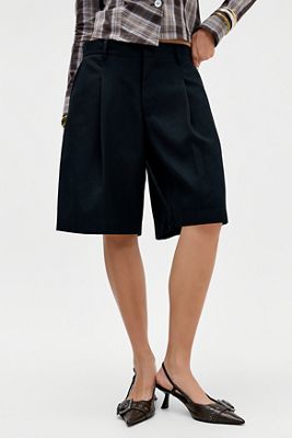 Short Nia noir UO