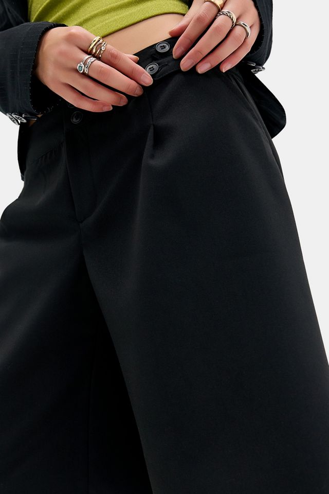 UO Schwarze Culotte-Shorts #1