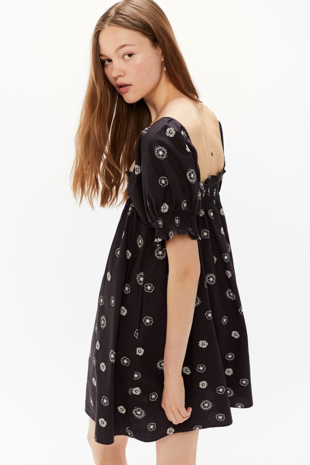 Urban outfitters daisy on sale dress