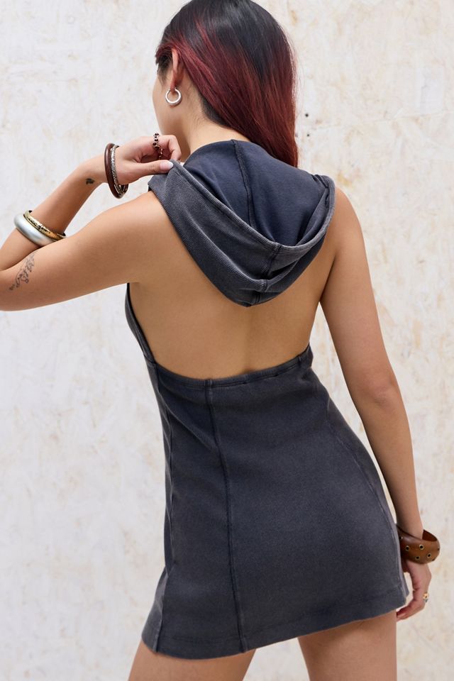 Mini robe dos-nu à capuche Suzi Silence + Noise #3