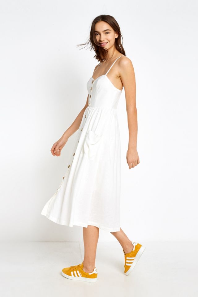 Urban outfitters 2025 white dress