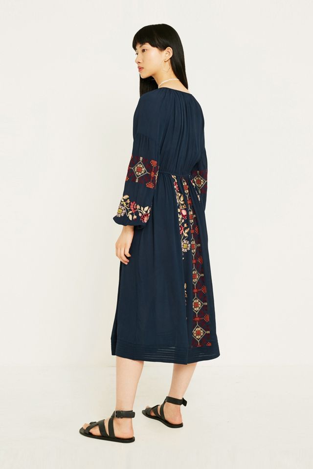 Urban Outfitters - Robe midi premium brodée esprit folk #3