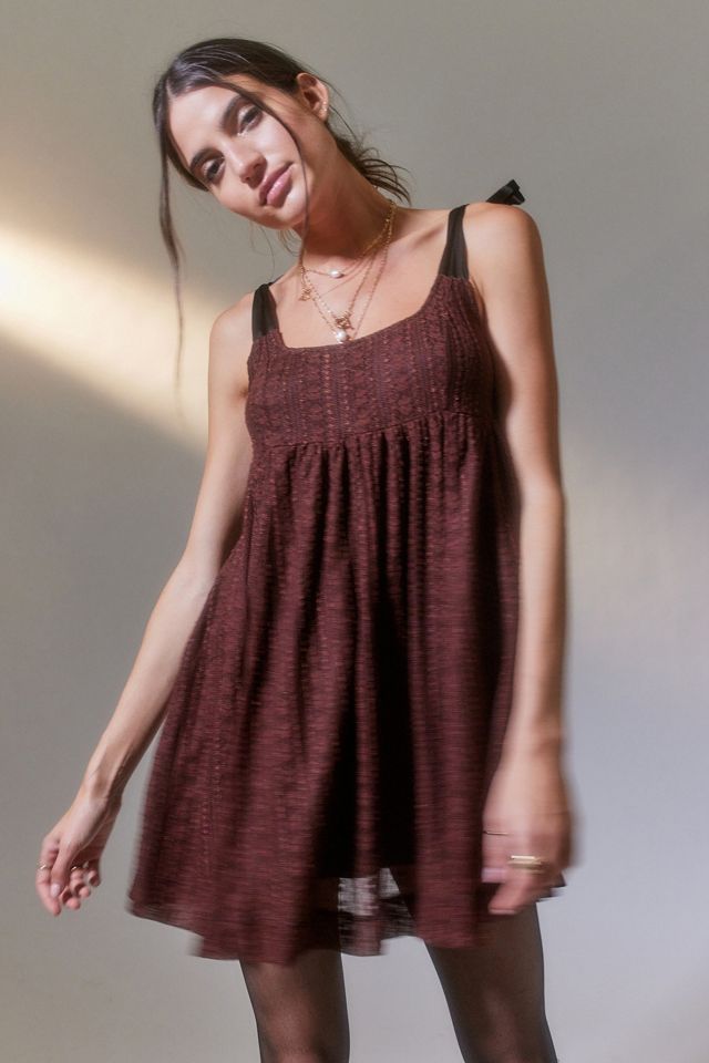 UO - Mini robe nuisette en dentelle Stella #1