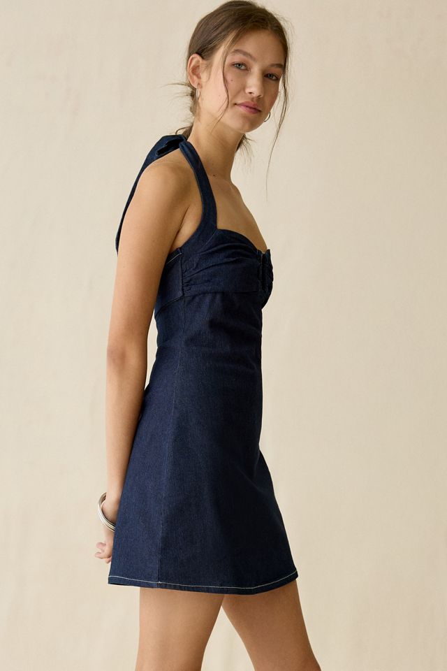 UO Hold Me Close Minikleid #3