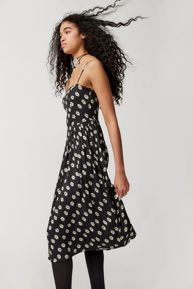 UO - Robe courte noire à fleurs Sylvia #2