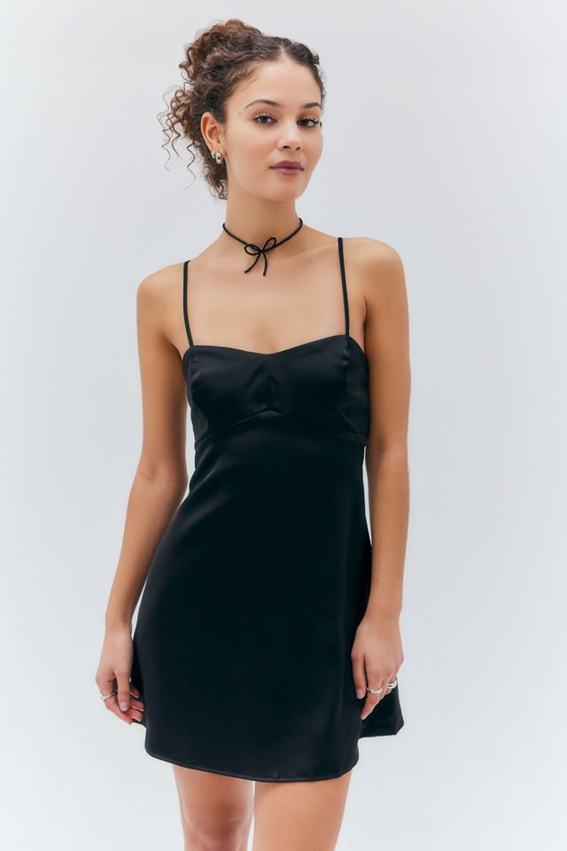 Vestido Mini con Lazo en la Espalda Light Before Dark Bella #2