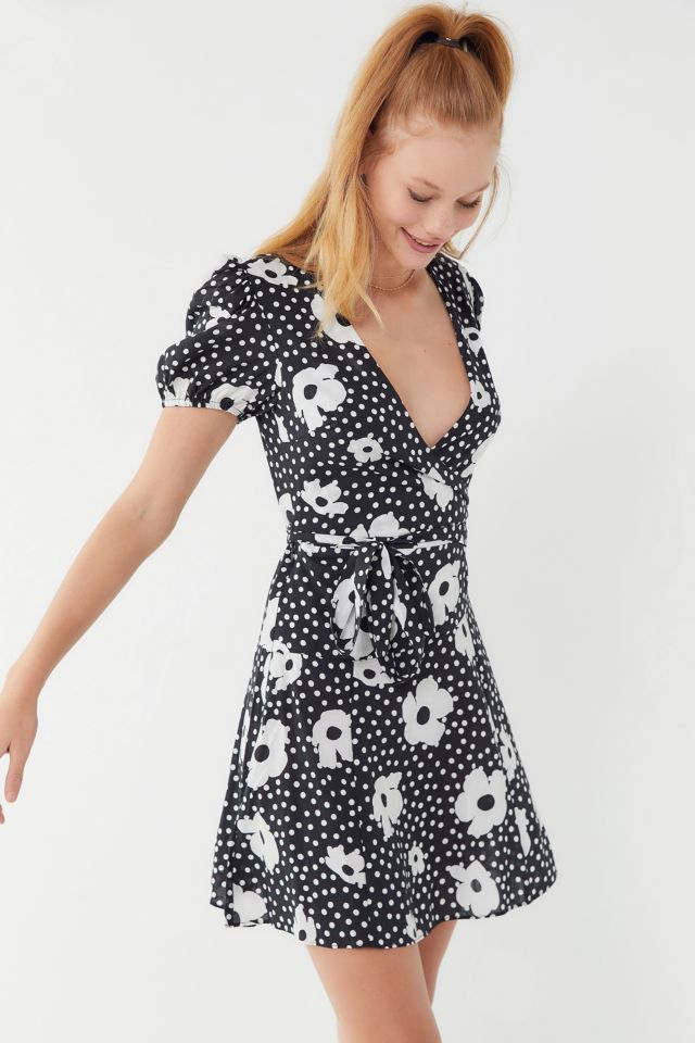 Urban outfitters best sale white wrap dress