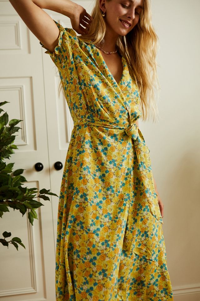 UO Spring Day Wrap Midi Dress | Urban Outfitters UK