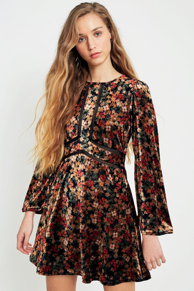 Pins & Needles Floral Velvet Fit y Flare Dress #4