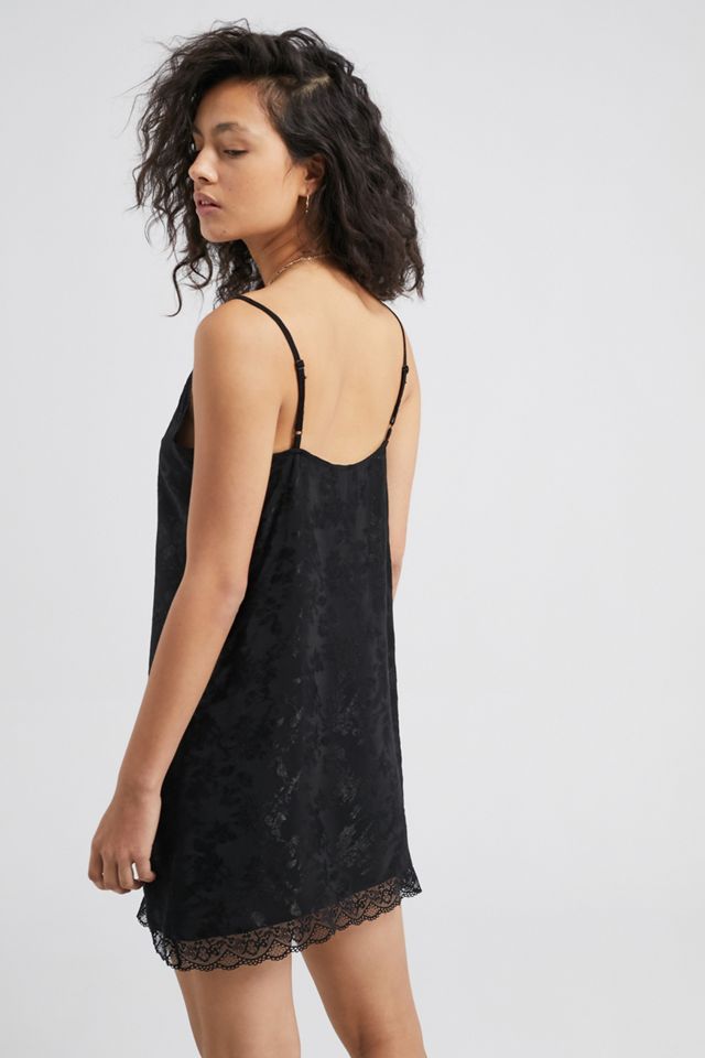 UO - Mini robe style combi en jacquard et dentelle #3
