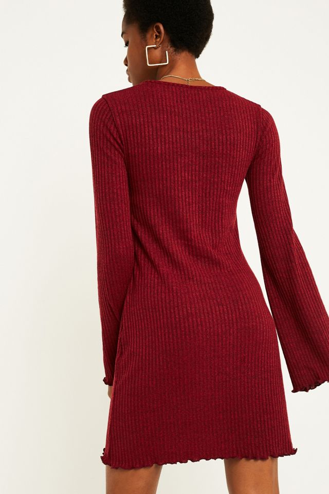 UO - Mini robe à manches évasées rouge #3