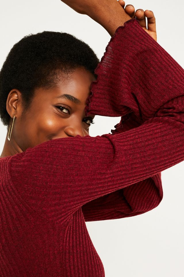 UO - Mini robe à manches évasées rouge #4