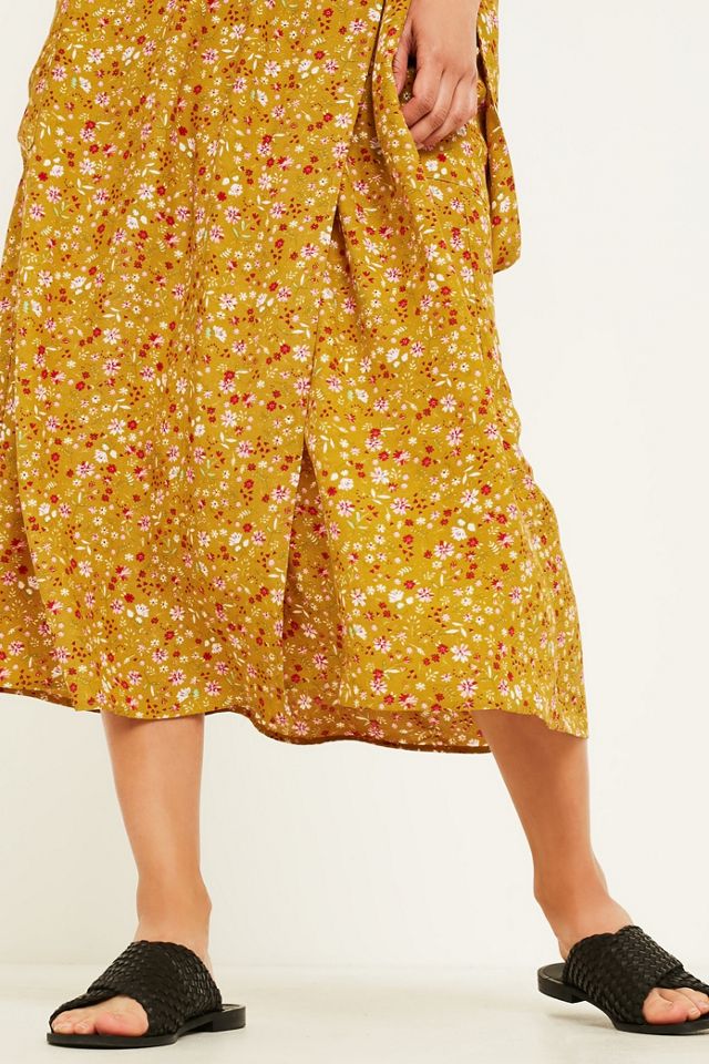 UO Gabrielle Mustard Floral Midi Wrap Dress #5