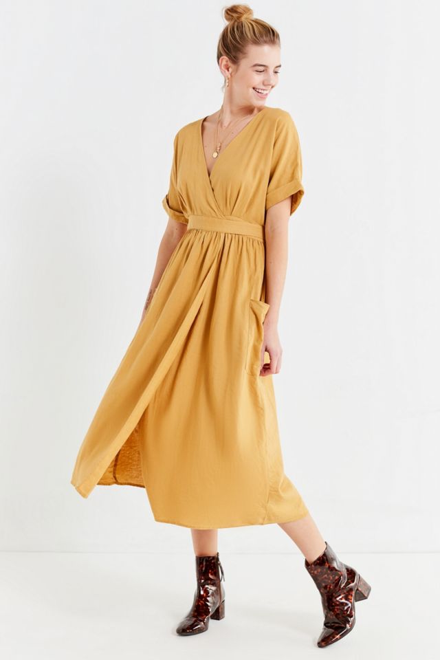 Urban outfitters gabrielle on sale linen midi wrap dress