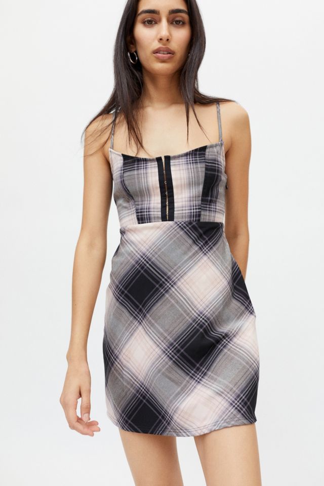 Urban outfitters 2024 green plaid dress