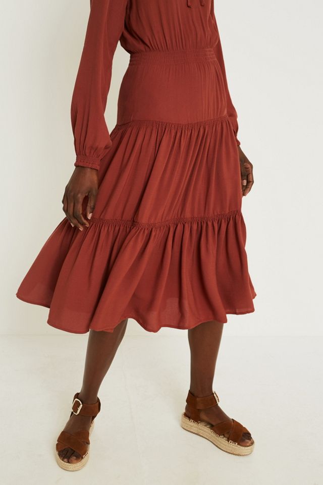 UO - Robe midi Reese à smocks et volants #1