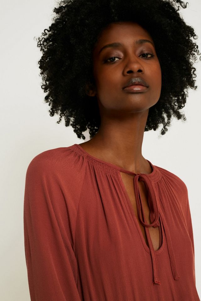 UO - Robe midi Reese à smocks et volants #2
