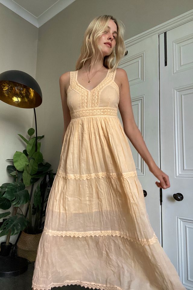 UO Florrie Encaje Trim Vestido Midi
