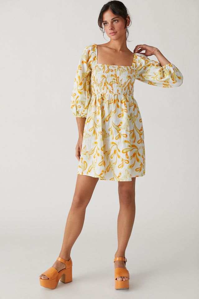 Robe jaune UO Sofia à manches bouffantes #2