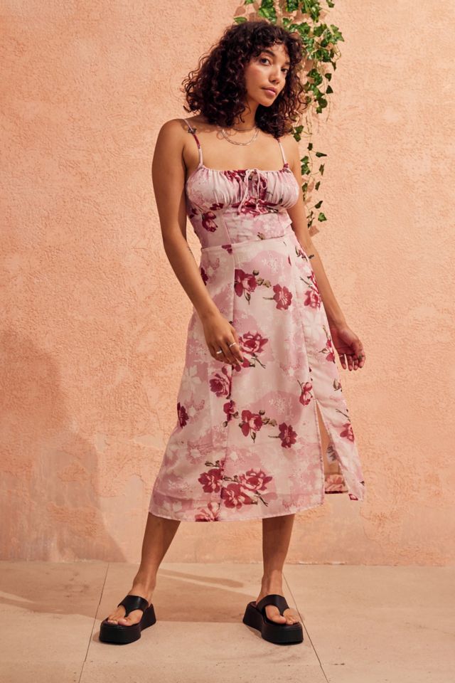 Urban outfitters 2025 pink floral dress