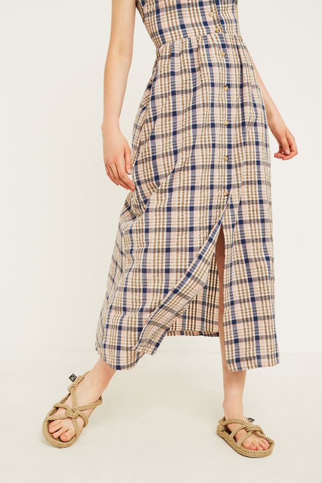 Urban Outfitters – Kariertes Midikleid „Freida“ mit Knopfleiste #1