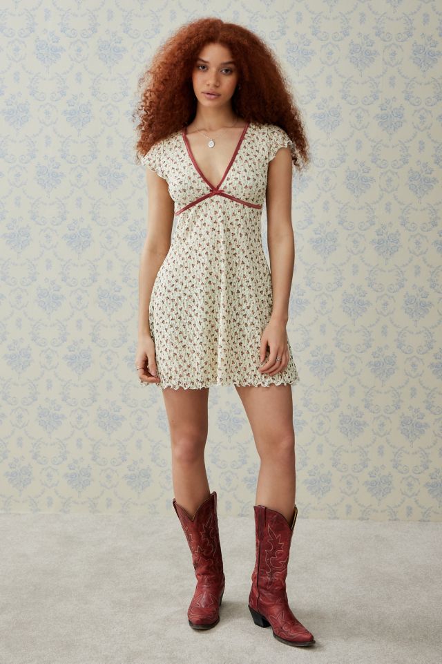 Kimchi Blue Geblumtes Minikleid Madison Urban Outfitters DE