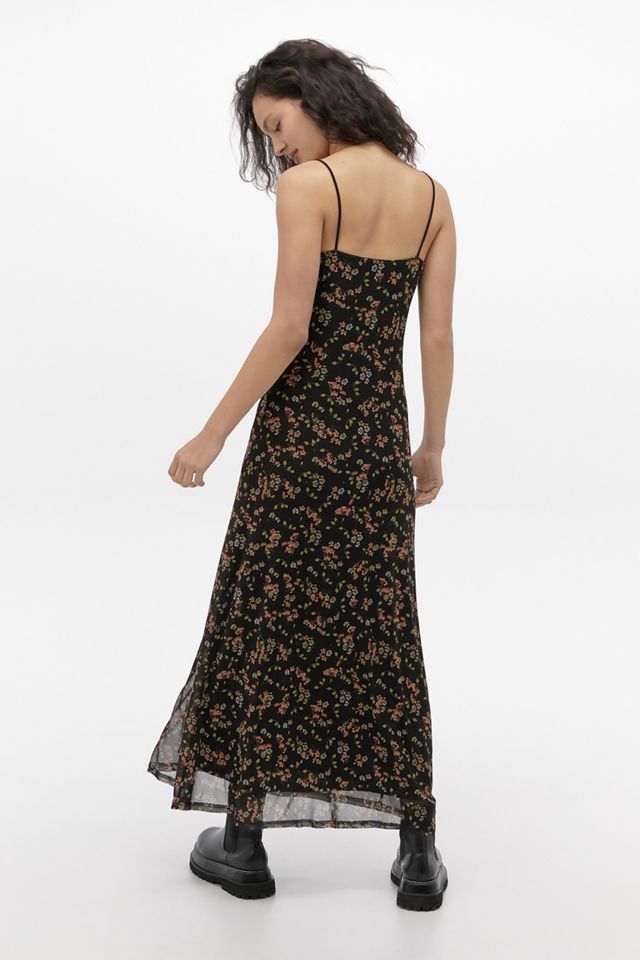 UO - Robe longue de style nuisette en résille #1