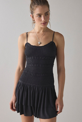 Robe mini smockée Heidi en taille: XS - Kimchi Blue - Modalova