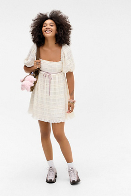 Robe courte Diamond Of The Season en taille: XS - Kimchi Blue - Modalova