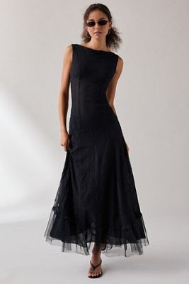 UO Wie Ein Traum Spitzenkleid