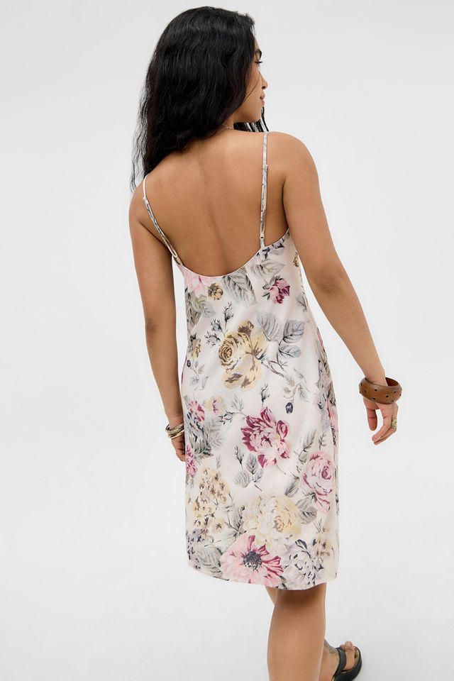 Robe nuisette à coupe en biais florale UO Bailey #3