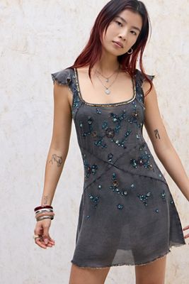 UO Emmi Besticktes Minikleid