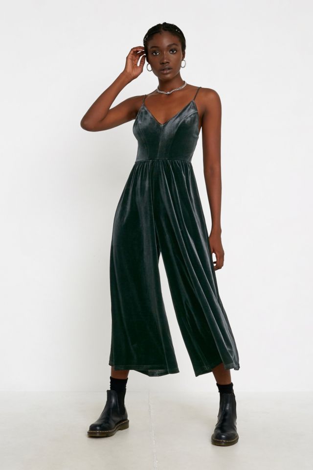 Samt jumpsuit store