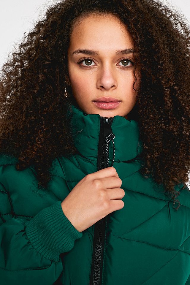 UO Green Quilted Crop Puffer Jacket | Urban Outfitters UK