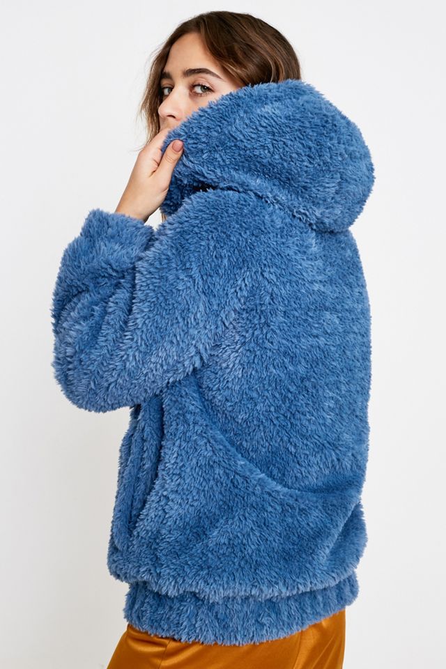 Veste à capuche en fourrure bleue #3