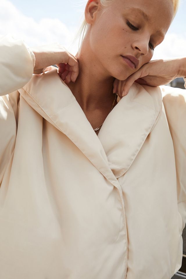 UO Maggie Reversible Wrap Ivory Puffer Jacket #2