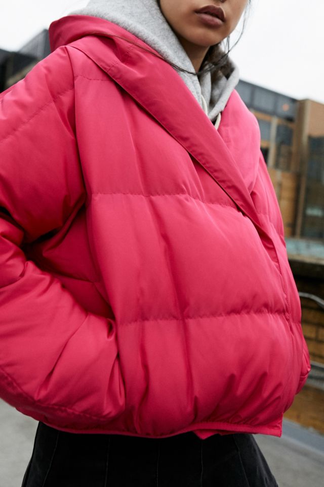 Urban outfitters 2025 pink puffer