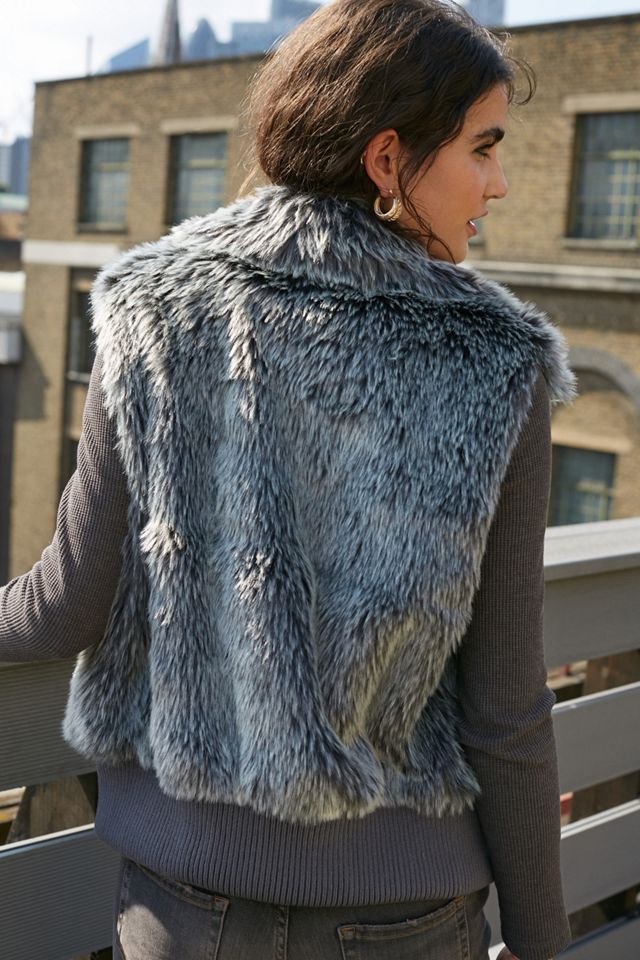 UO Faux Fur Gilet #1