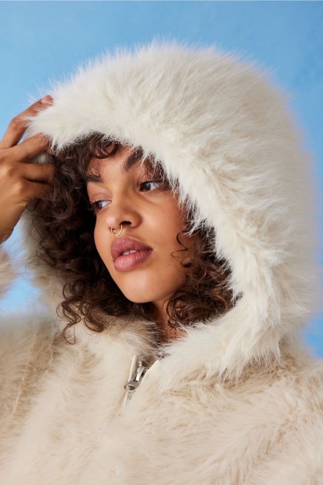 Faux fur hoodie outlet urban outfitters