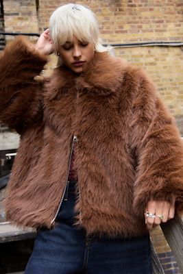 Cappotto UO in Pelliccia Sintetica con Colletto