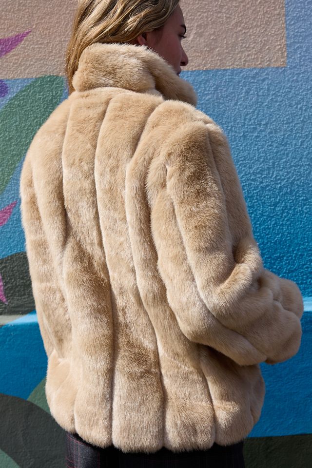 Cappotto in pelliccia sintetica Kimchi Blue #3